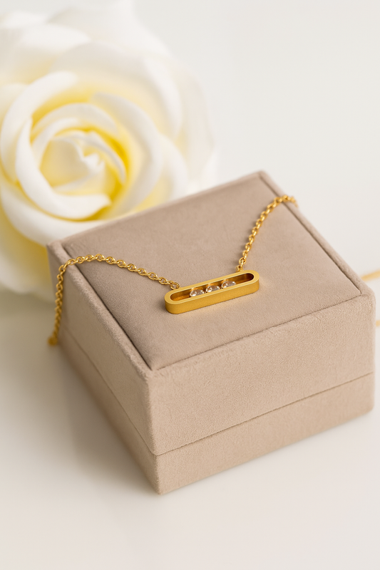 Stones bar necklace